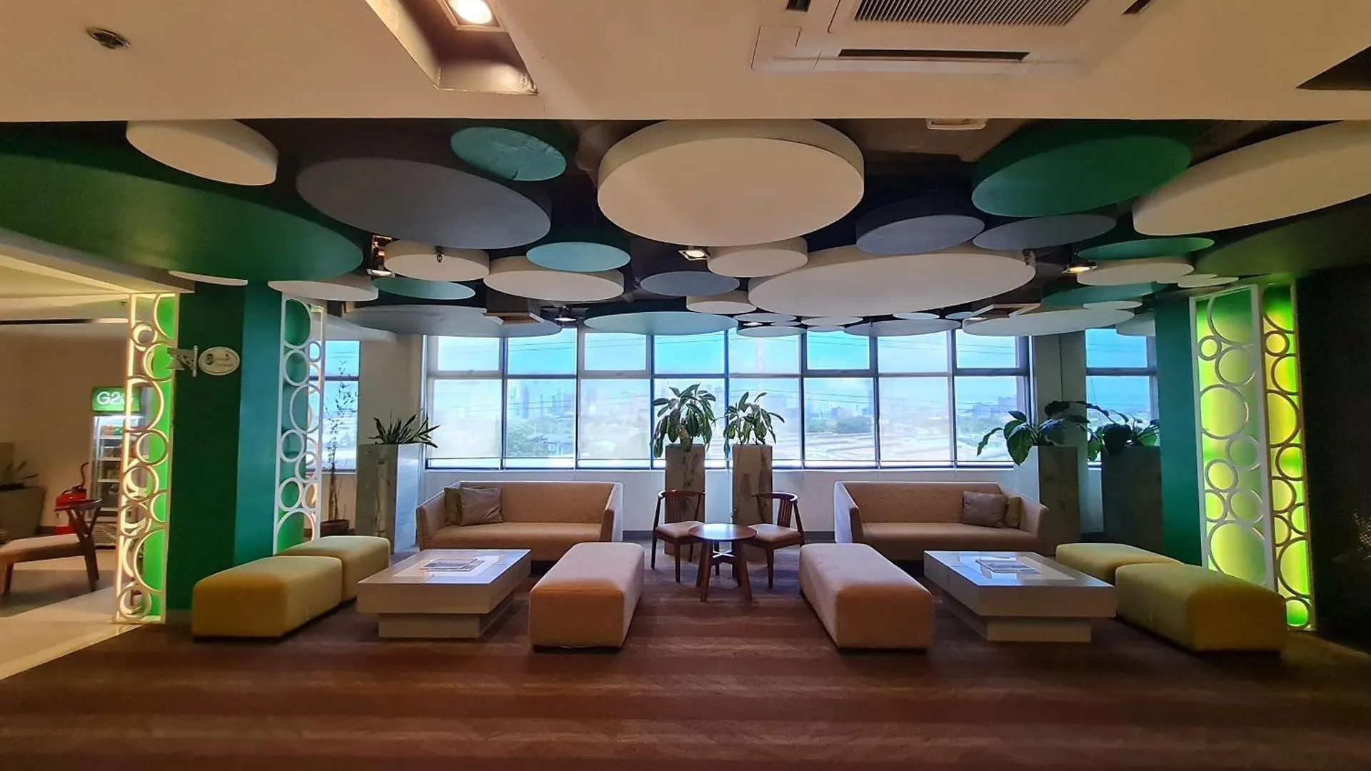Go Hotels Otis - Манила