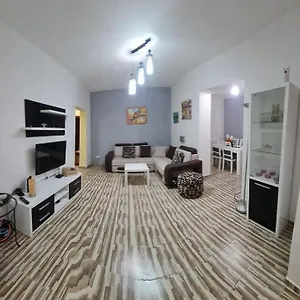  Hostal Scodrinon Albania
